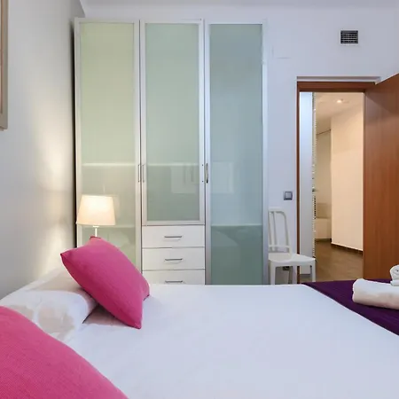 Housalia Corsega - 3 Bedrooms Next To Sagrada Familia برشلونة